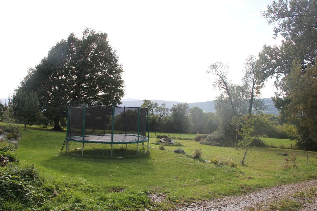 Отель Le Clos Des Frasses Chainaz-les-Frasses Экстерьер фото