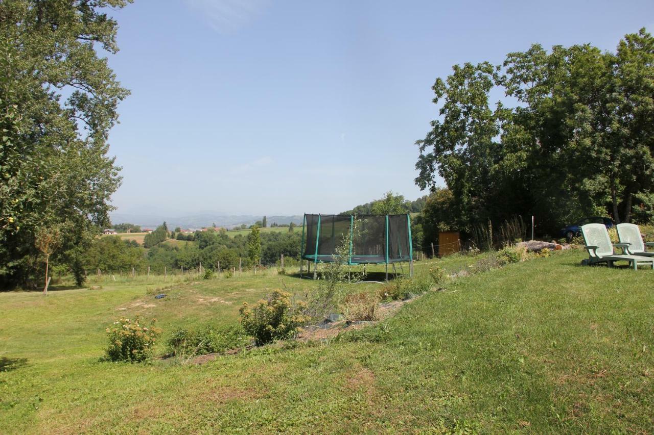 Отель Le Clos Des Frasses Chainaz-les-Frasses Экстерьер фото